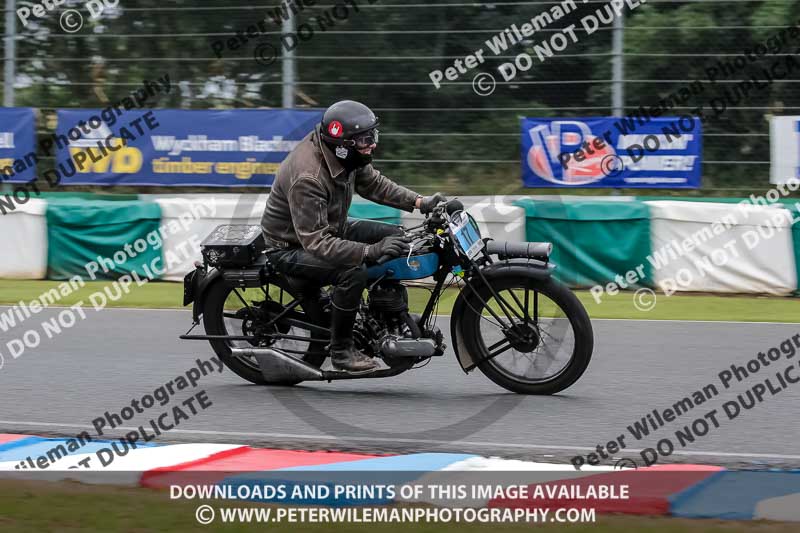 Vintage motorcycle club;eventdigitalimages;mallory park;mallory park trackday photographs;no limits trackdays;peter wileman photography;trackday digital images;trackday photos;vmcc festival 1000 bikes photographs